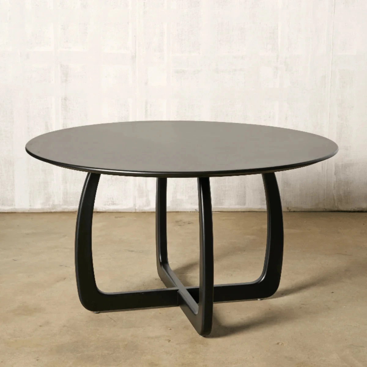 Classic Black & Brown Round Dining Table Set - Image 4